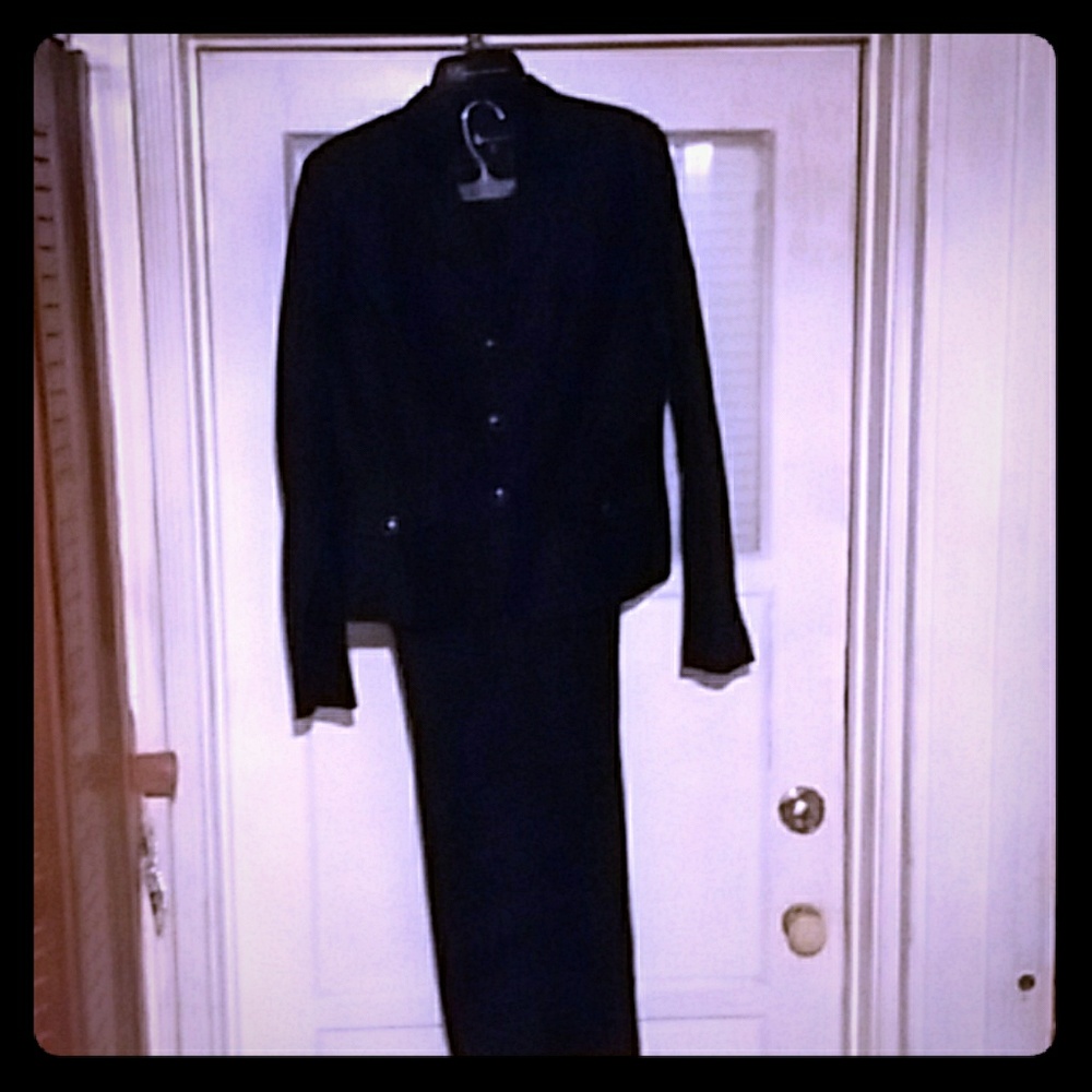 Navy Blue Linen Suit